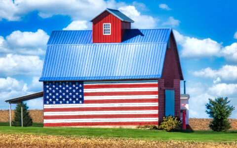 Rural American Barn Jigsaw Puzzle