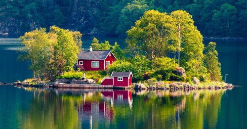 Scandinavian Cottage Jigsaw Puzzle