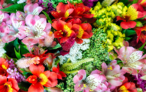 Summer’s Bouquet Jigsaw Puzzle