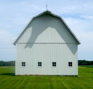 Three Oaks Barn Jigsaw Puzzle