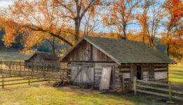 Tunnel Hill Barn