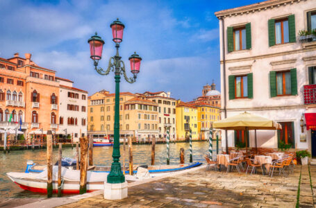 Venice Canal Cafe Jigsaw Puzzle