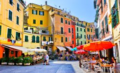 Vernazza Colors