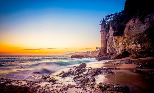 Victoria Beach Jigsaw Puzzle