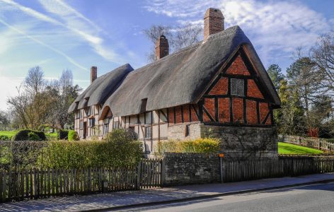 Village Cottage Jigsaw Puzzle