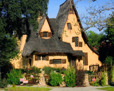 Witch’s House Jigsaw Puzzle